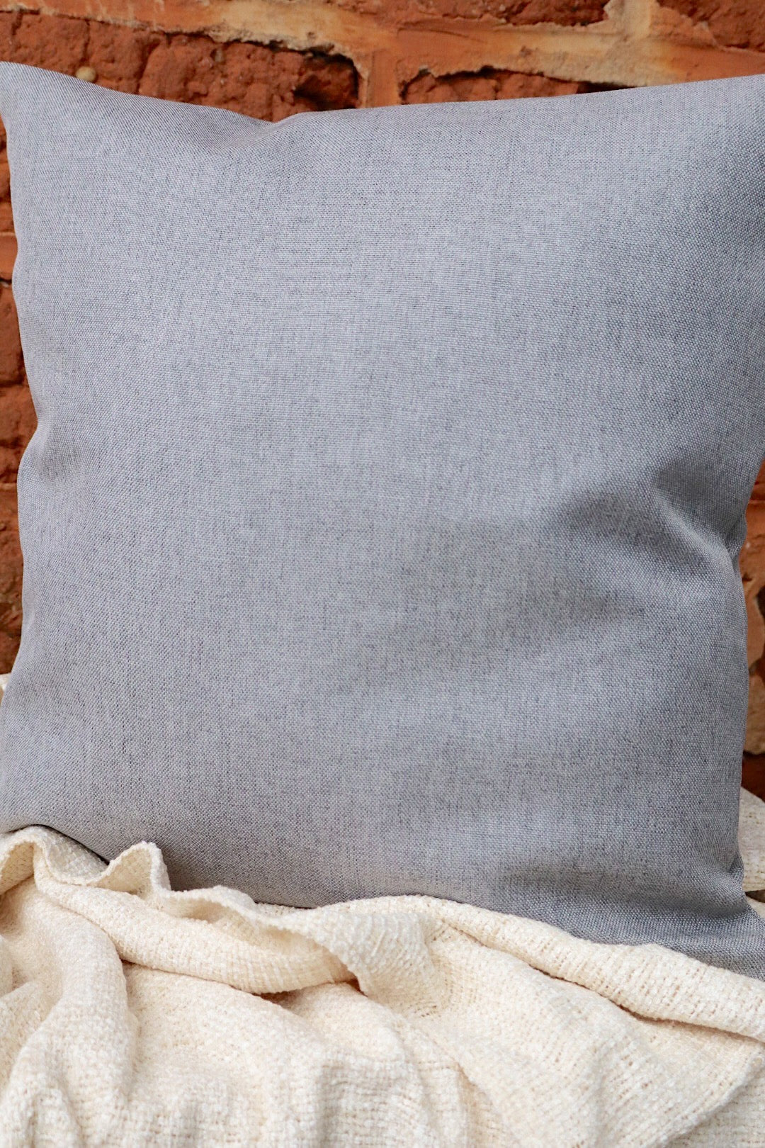 Capa de Almofada em Linho Lisa Cinza 45x45