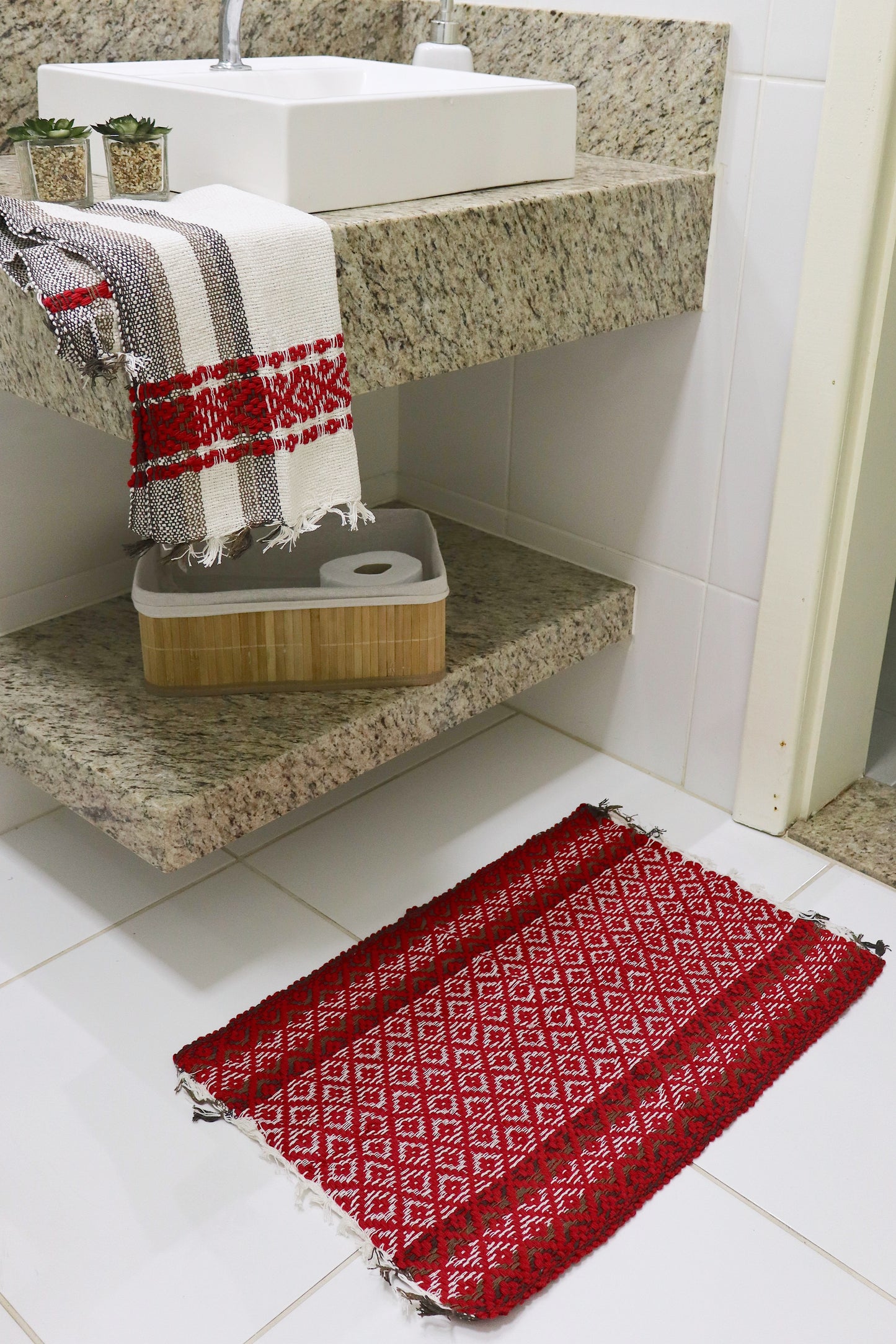 Kit 2 Peças de Lavabo Coroa Vermelho