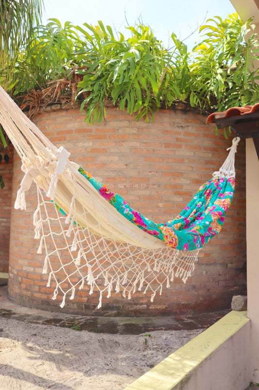 Rede de Algodão Forrada com Chita - Cru com Tifanny