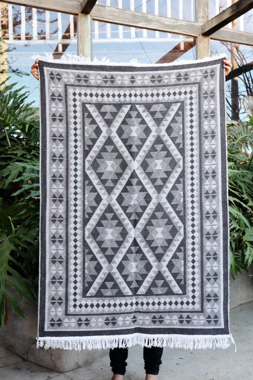 Tapete Kilim Antep 2,00x2,40m Cinza DES 006