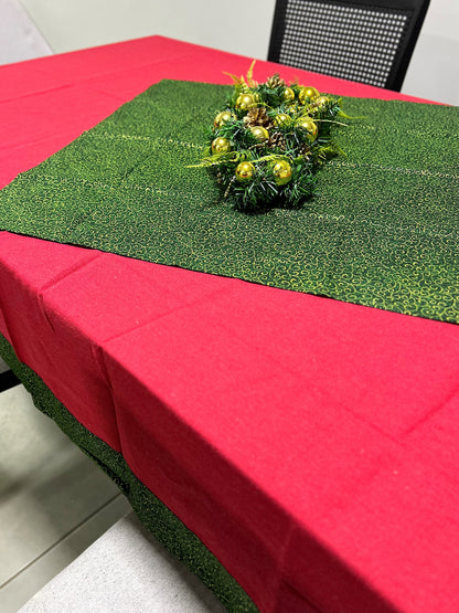 Toalha de Mesa com Barra Natal Geométrico Verde 1,4mx2,2m + Composê