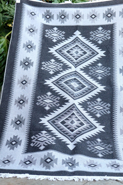 Tapete Kilim Antep 2,00x2,40m Cinza DES 002