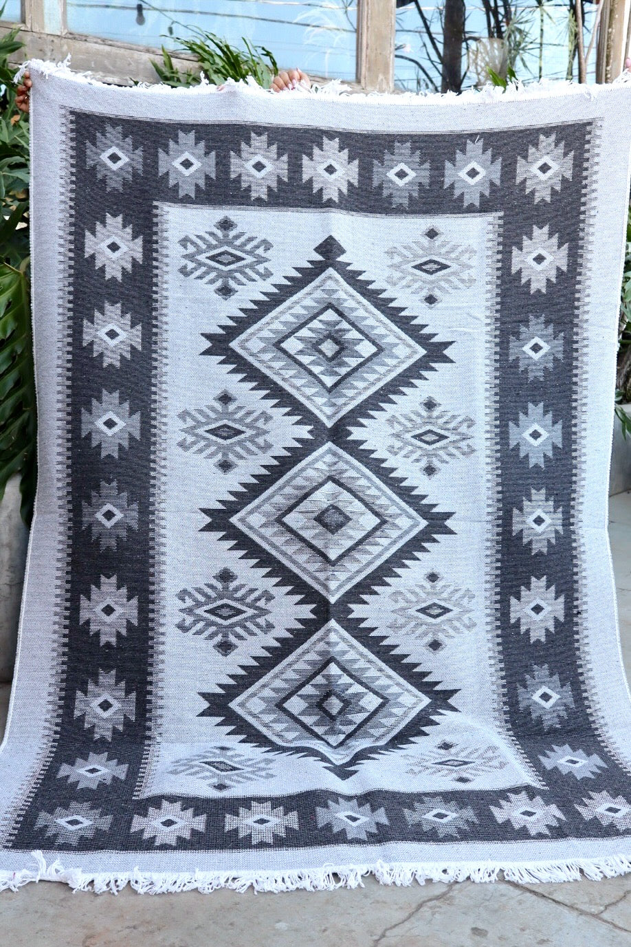 Tapete Kilim Antep 2,00x2,40m Cinza DES 002