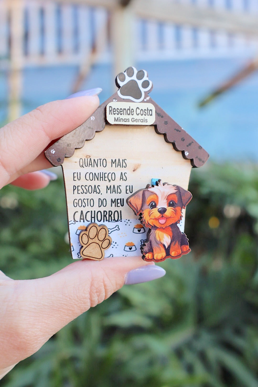Ímã de Geladeira com Pregador "Quanto mais eu conheço as pessoas, mais eu gosto do meu cachorro"