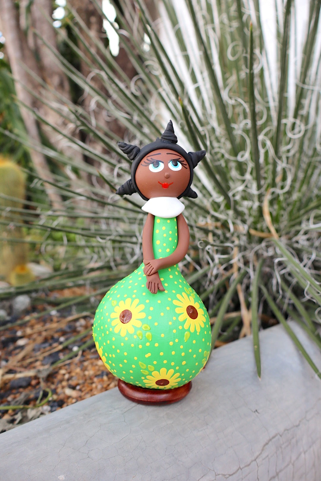 Boneca Baianinha em Cabaça Verde