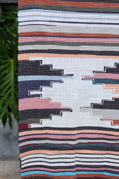 Tapete Médio Malha Bico Cru