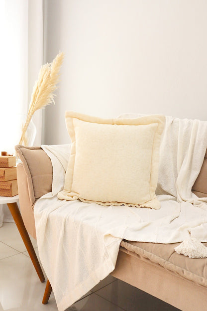 Capa de Almofada em Chenille com Aba Lateral Cru 45x45