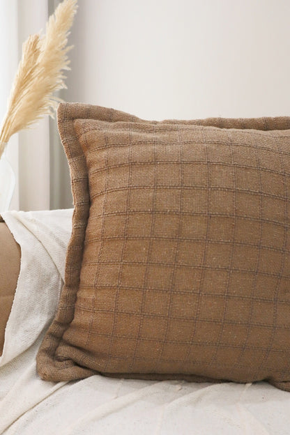 Capa de Almofada Decorativa em Algodão Lisa Café com Leite 45x45