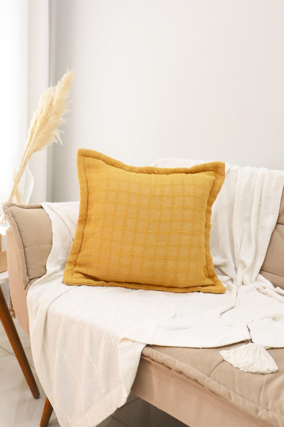 Capa de Almofada Decorativa em Algodão Lisa Mostarda 45x45