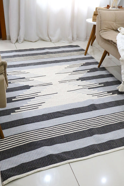Tapete Linha Bico Preto e Cinza 1,50x2,00m
