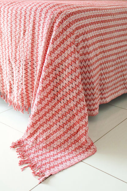Colcha para Cama Queen em Renda Terracota 2,30x2,90m