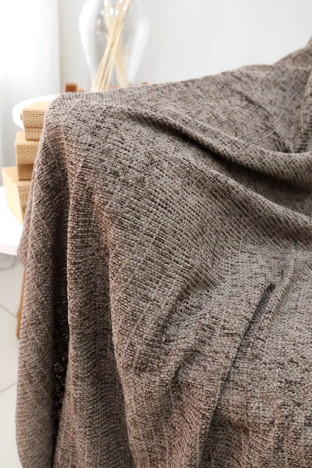 Manta para Sofá/Peseira em Chenille Café com Leite 1,20mx1,80m