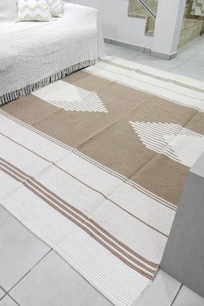 Tapete de Bico X Linha Cru e Bege 2,00x2,50m
