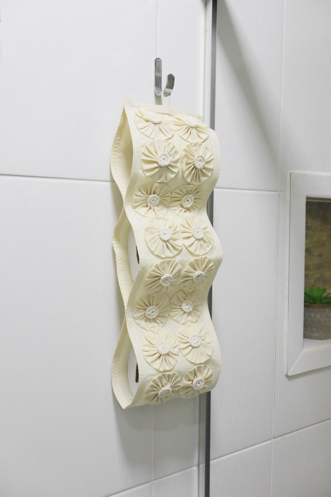 Porta Papel Higiênico 3 Lugares Algodão Fuxico Especial Cru