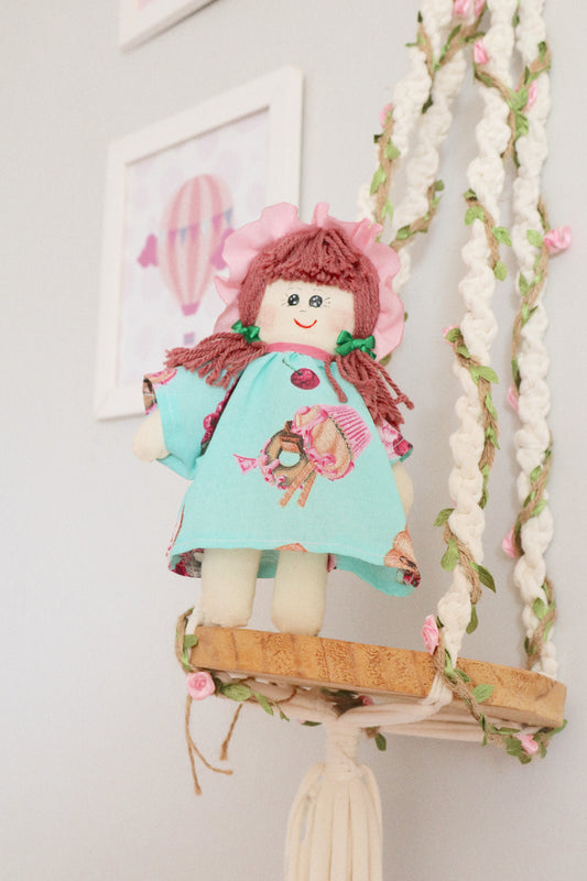 Bonequinha de Pano Cupcake
