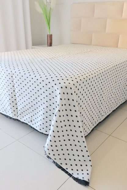 Colcha Casal Bolinhas Dupla Face Preta 2,10x2,40m