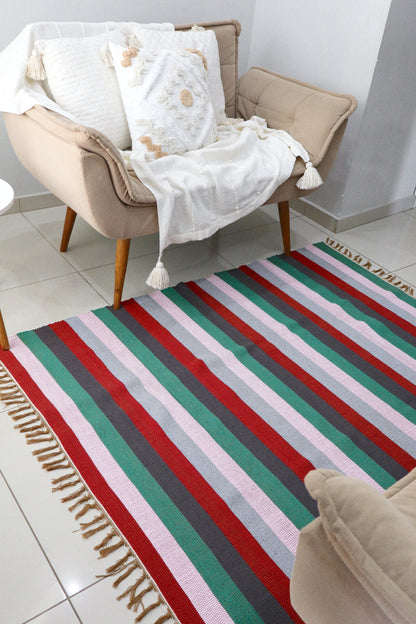 Tapete em Malha Listrado Vermelho, Verde e Cinza 1,50x1,50m