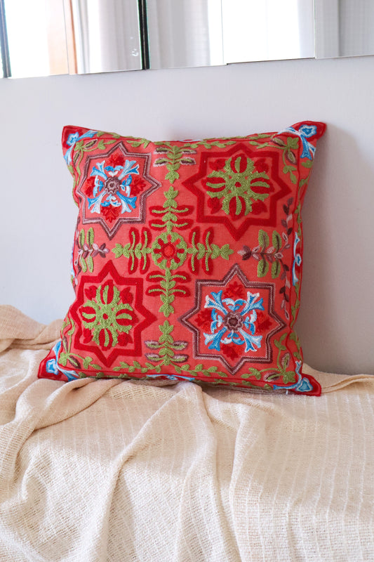 Capa de Almofada Bordada em Linho Indiana 45x45 EST02