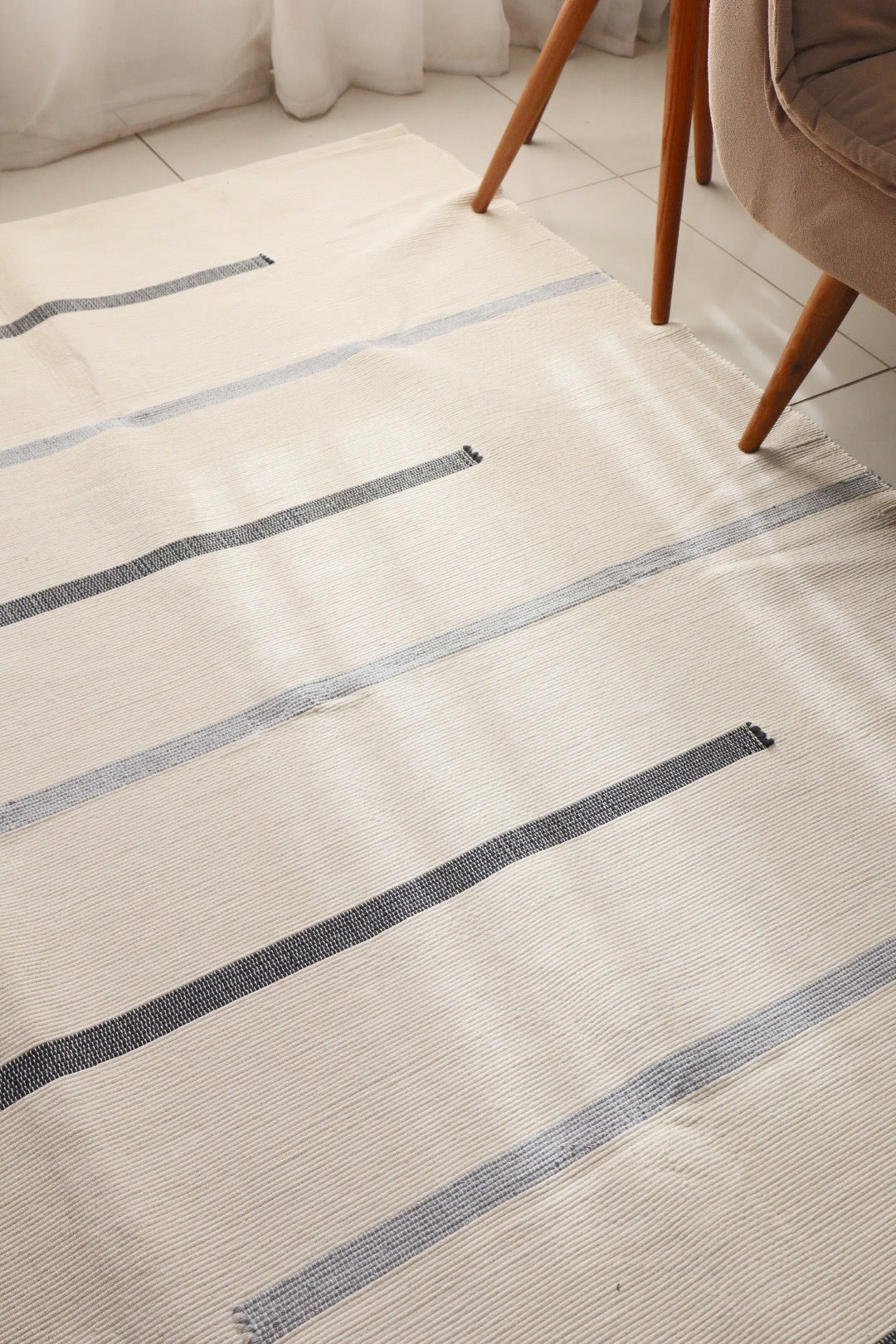 Tapete em Linha Capri Preto e Cinza 1,50x2,00m