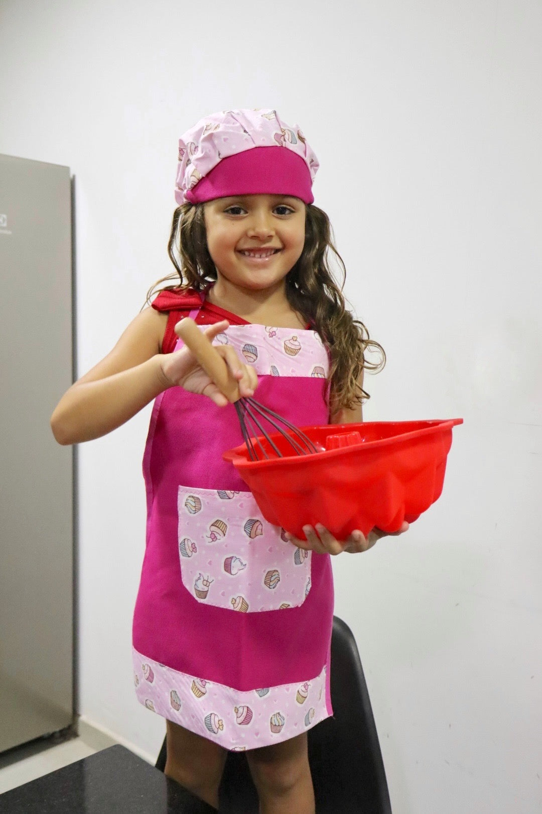 Avental Infantil com Touca Rosa