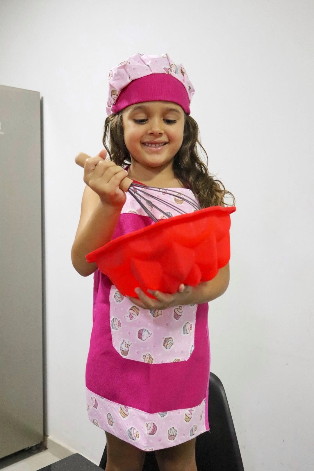 Avental Infantil com Touca Rosa