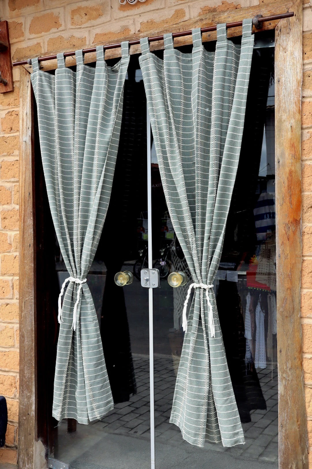 Cortina Algodão Havana Verde Com Alça 1,80x2,00m