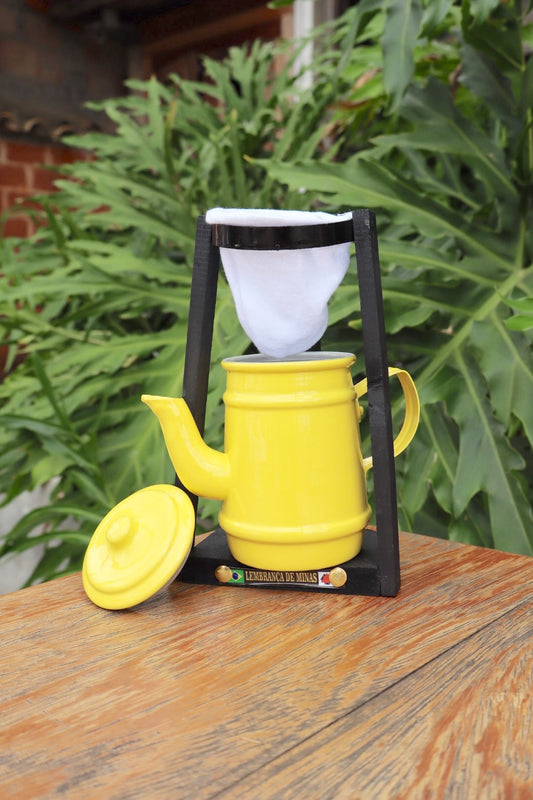 Kit Café Mini Bule 250ml Alumínio E Suporte Com Coador Amarelo