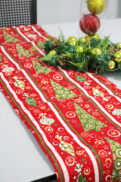 Caminho de Mesa Dupla Face Juta / Tecido Árvores Vermelho Natal