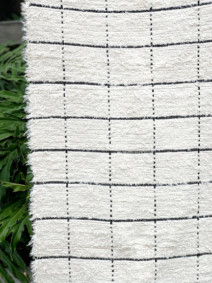 Tapete Médio Algodão Felpudo Grid Preto 0,80x1,50m