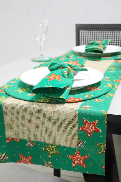 Caminho de Mesa Dupla Face Juta / Tecido Estrelas Verde Natal