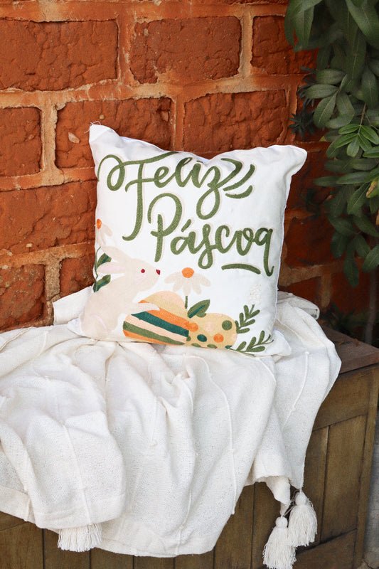Capa de Almofada Bordada em Linho 45x45 Feliz Páscoa Coelho