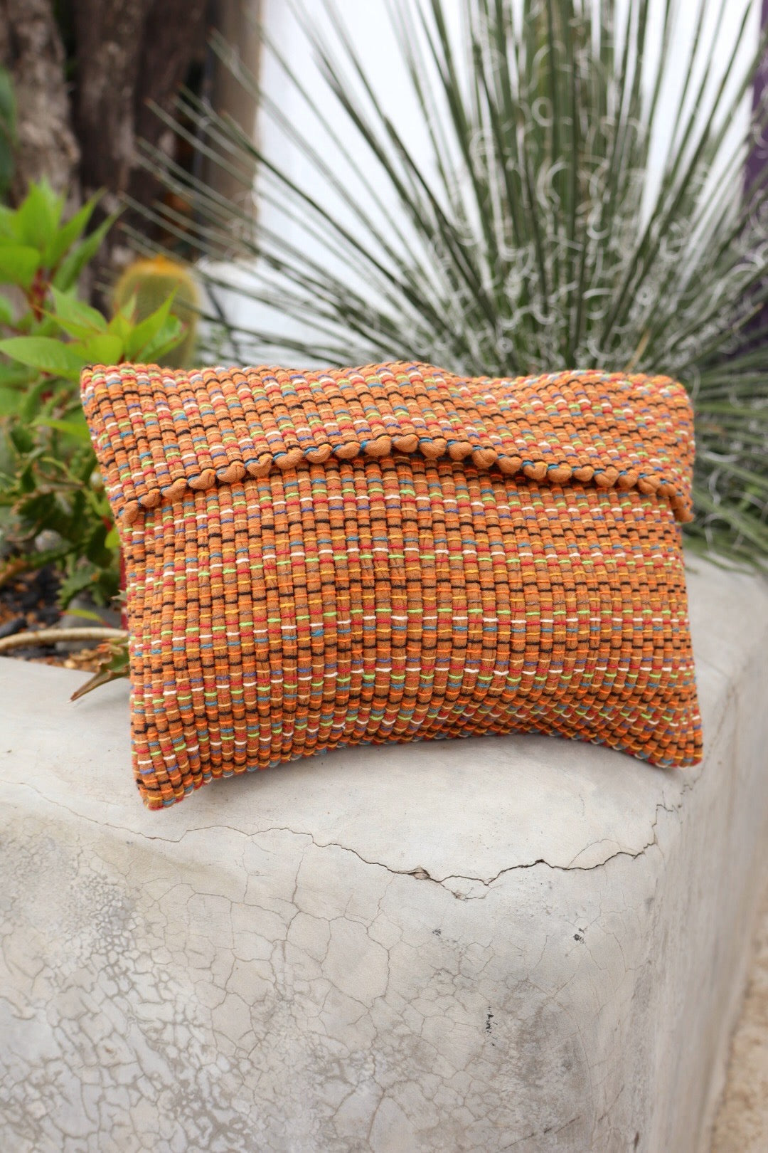 Bolsa Necessaire Malha Tear Terra