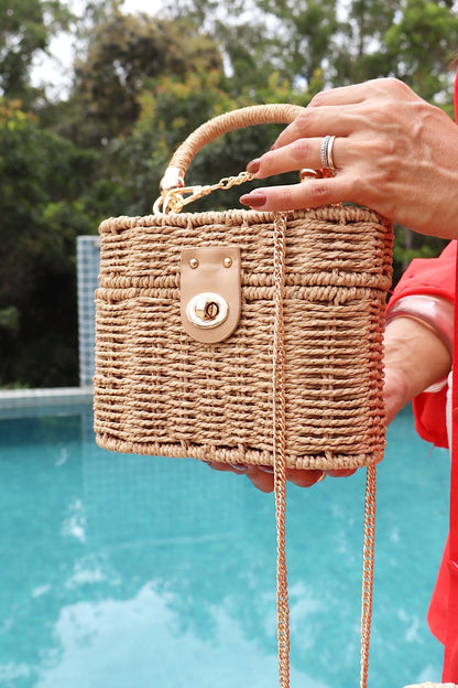 Bolsa Baú de Palha com Alça de Corrente