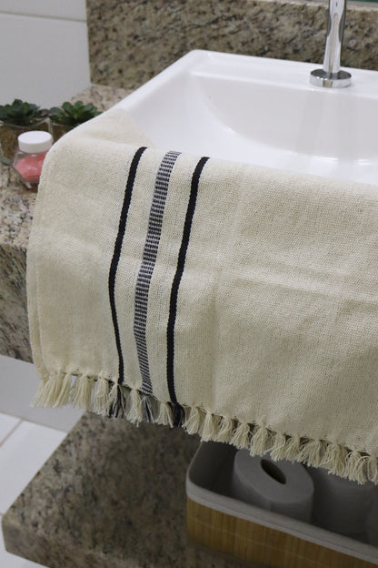 Toalhinha Lavabo Linha Preta e Cru