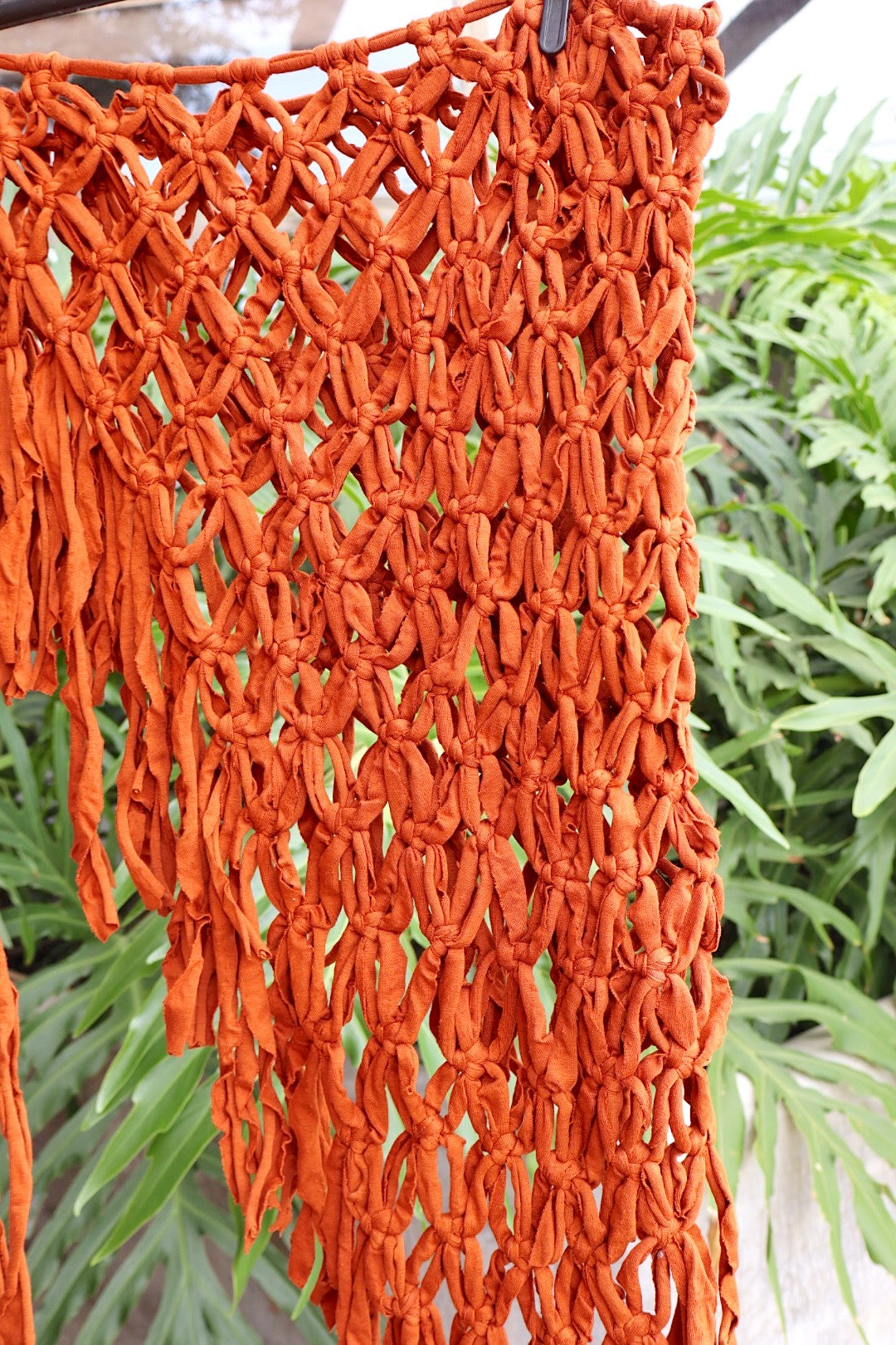 Saída de Praia Crochê Macramê Curta Recorte Luxo em Malha Terracota