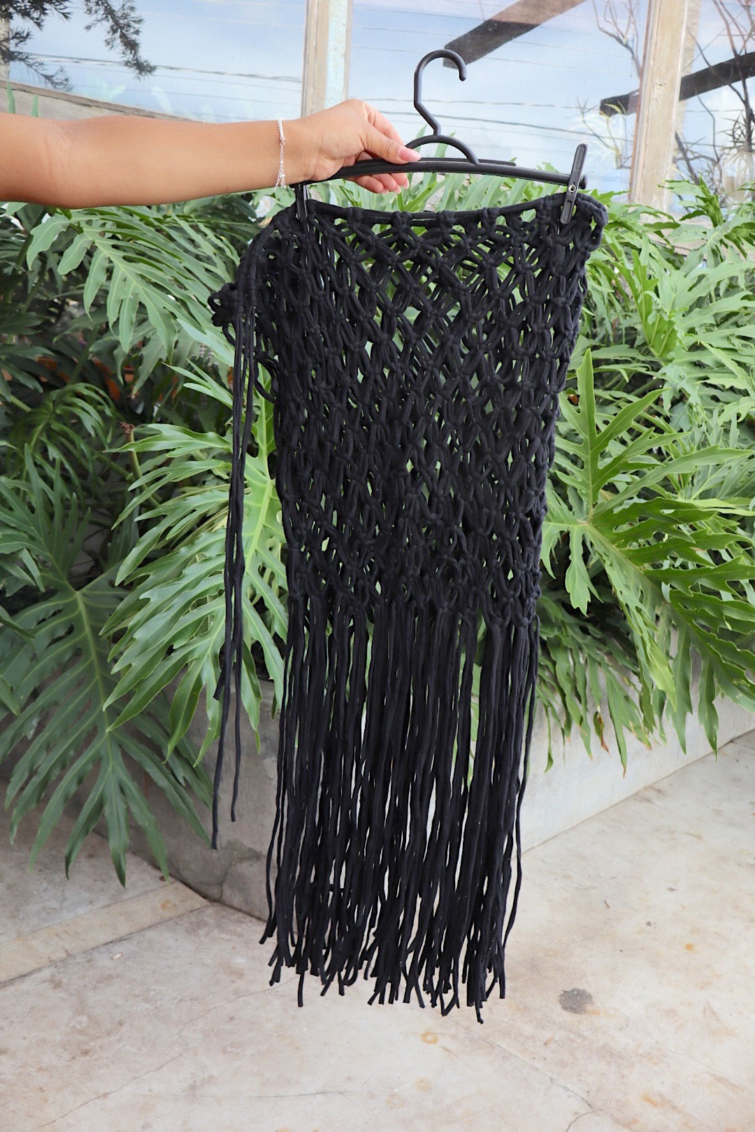 Saída de Praia Crochê Macramê Luxo Longa em Malha Preta