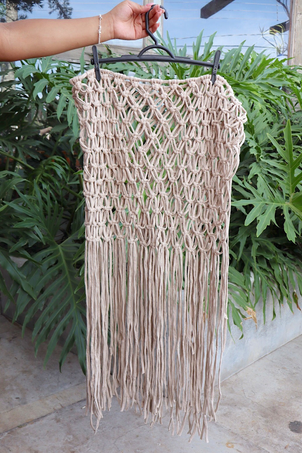 Saída de Praia Crochê Macramê Luxo Longa em Malha Bege