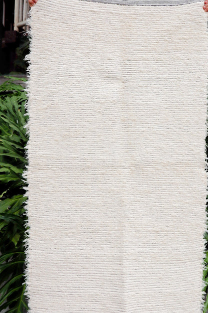 Tapete Médio Dupla Face Felpudo Preto/ Cru Sem Franja 0,80x1,40m