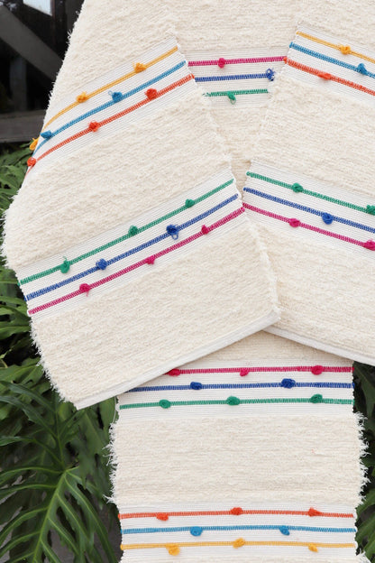 Jogo de Passadeira Felpudo Algodão Puxadinho Listra Pompom Colorido Arco Íris