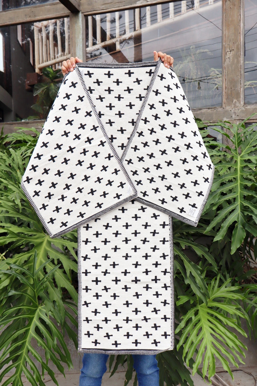 Jogo de Passadeira Algodão Indiano Dupla Face Cru e Preto +