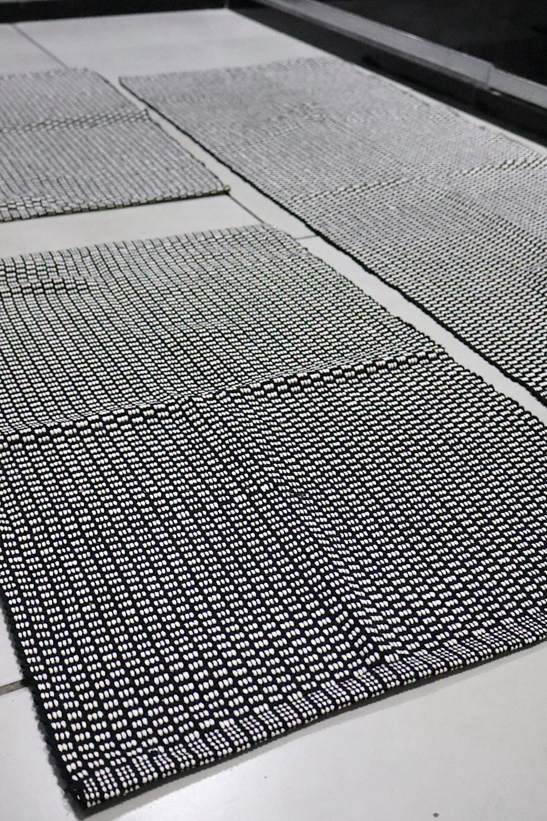 Jogo de Passadeira Linha Preto e Branco