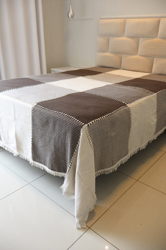 Colcha Casal Bainha Aberta Marrom 2,10x2,40m