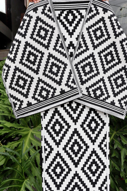 Jogo de Passadeira Algodão Indiano Dupla Face Marrocos Preto e Cru