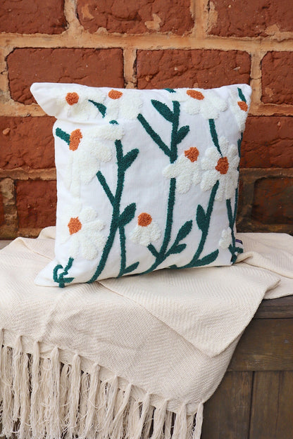 Capa de Almofada Bordada em Linho 45x45 Flores EST014