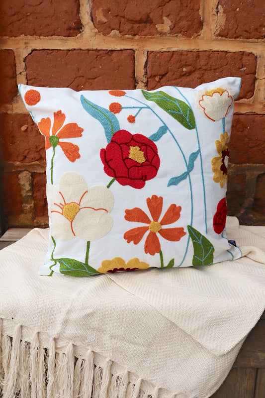 Capa de Almofada Bordada em Linho 45x45 Flores EST015