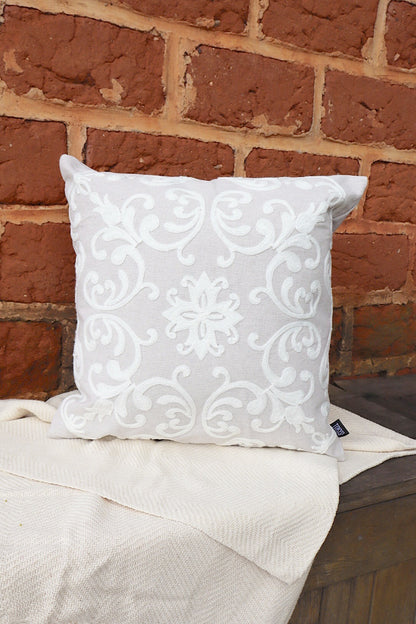 Capa de Almofada Bordada em Linho 45x45 Nude EST003