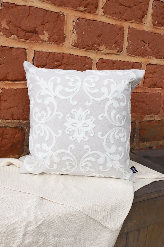 Capa de Almofada Bordada em Linho 45x45 Nude EST003