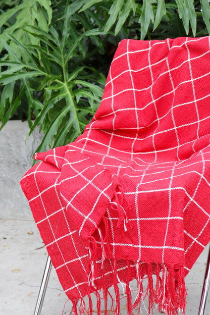 Manta / Mantinha para Sofá Algodão Grid Vermelha 1,20mx1,20m