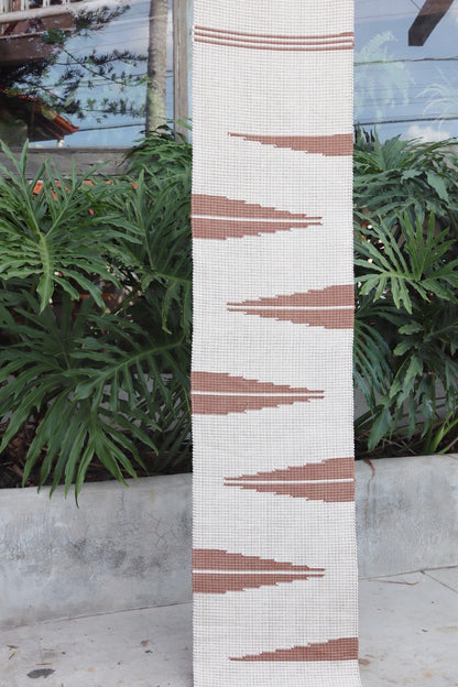 Passadeira Linha Bico Avulsa Cru e Marrom