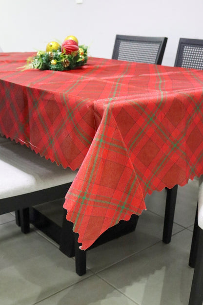Toalha de Mesa Natal Oxford Vermelha e Verde 1,40x2,20m